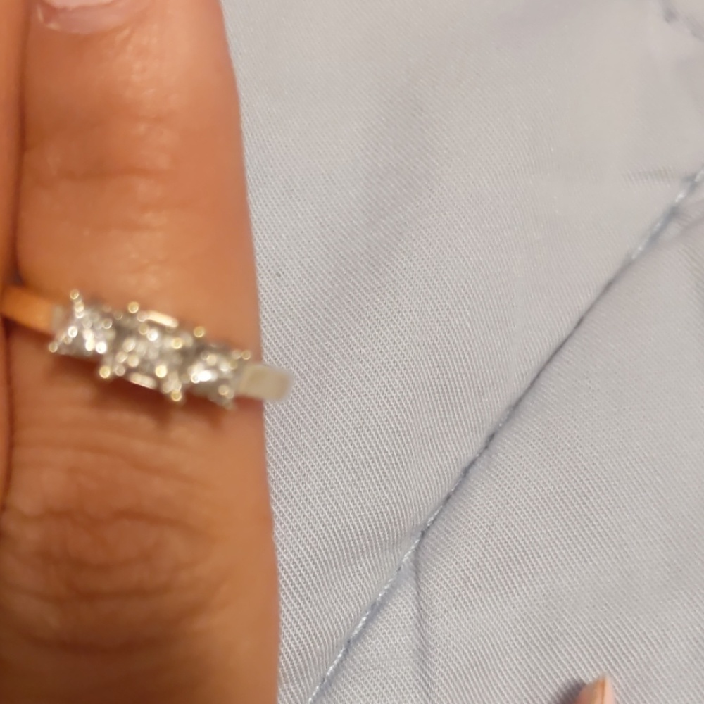 Ring - Picture 3 of 3